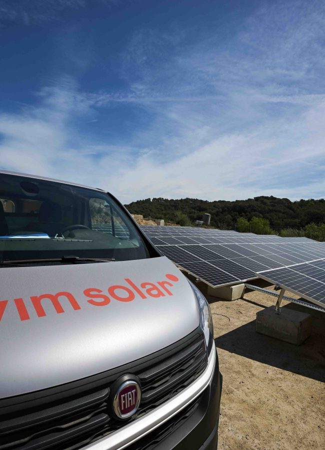 Mantenimiento de Placas Sares en Sant Cugat | Vivim Solar